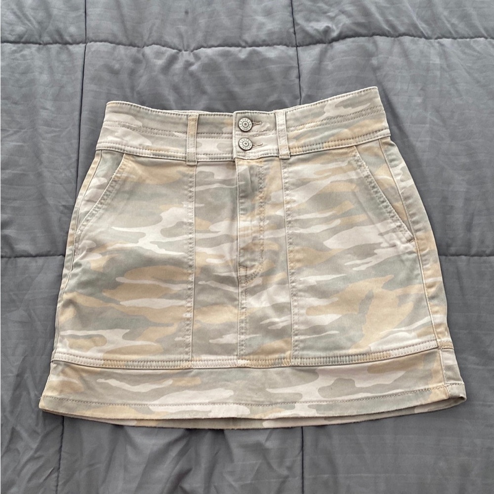 Express camo skirt